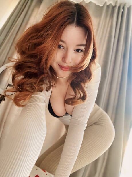 ᎡᎧᎽᎪᏞ༄༄ 88262 ✔️ 43211 Call Girls in Preet Vihar Delhi NCR