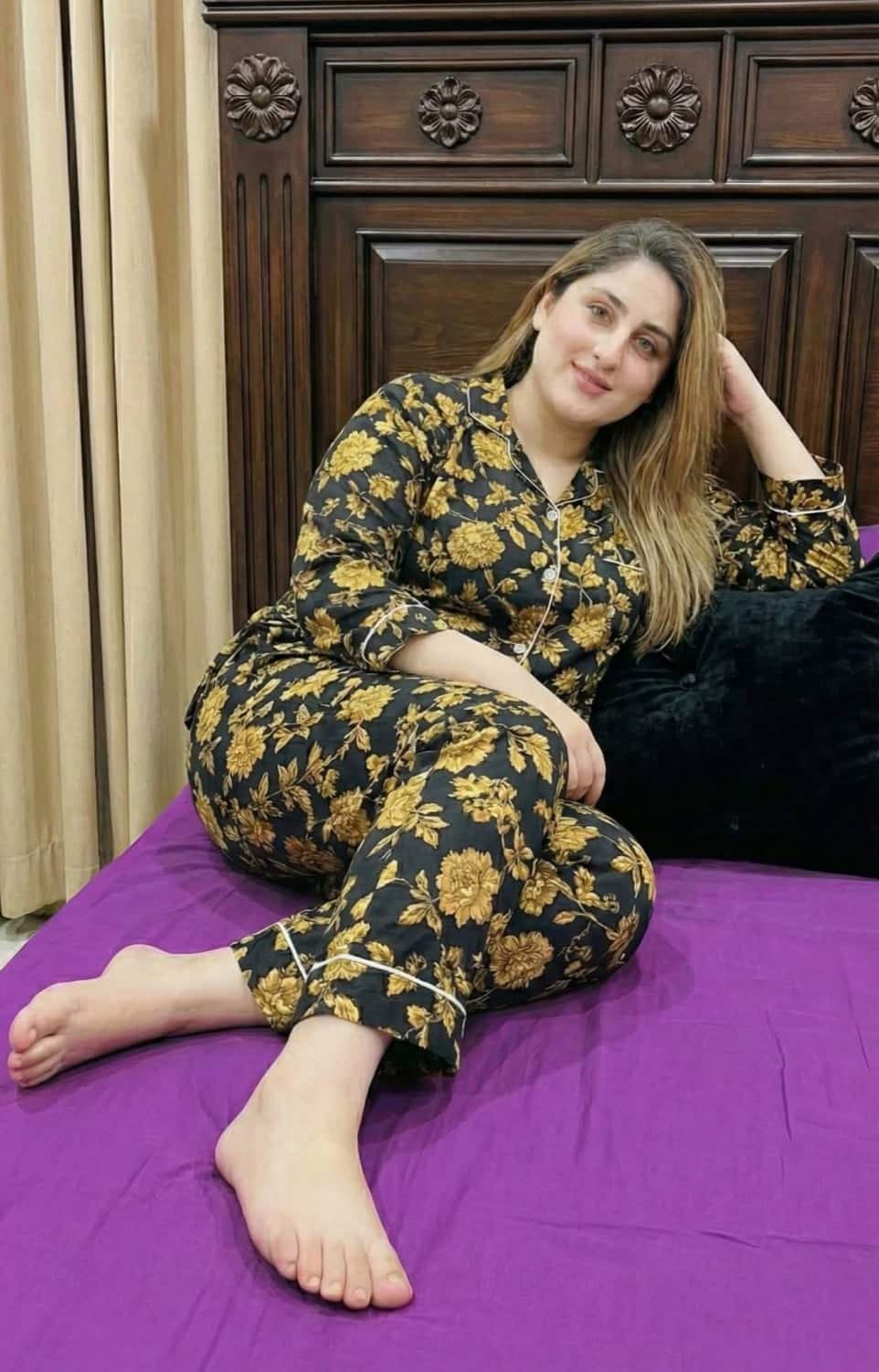 Vip girl available home delivery any time