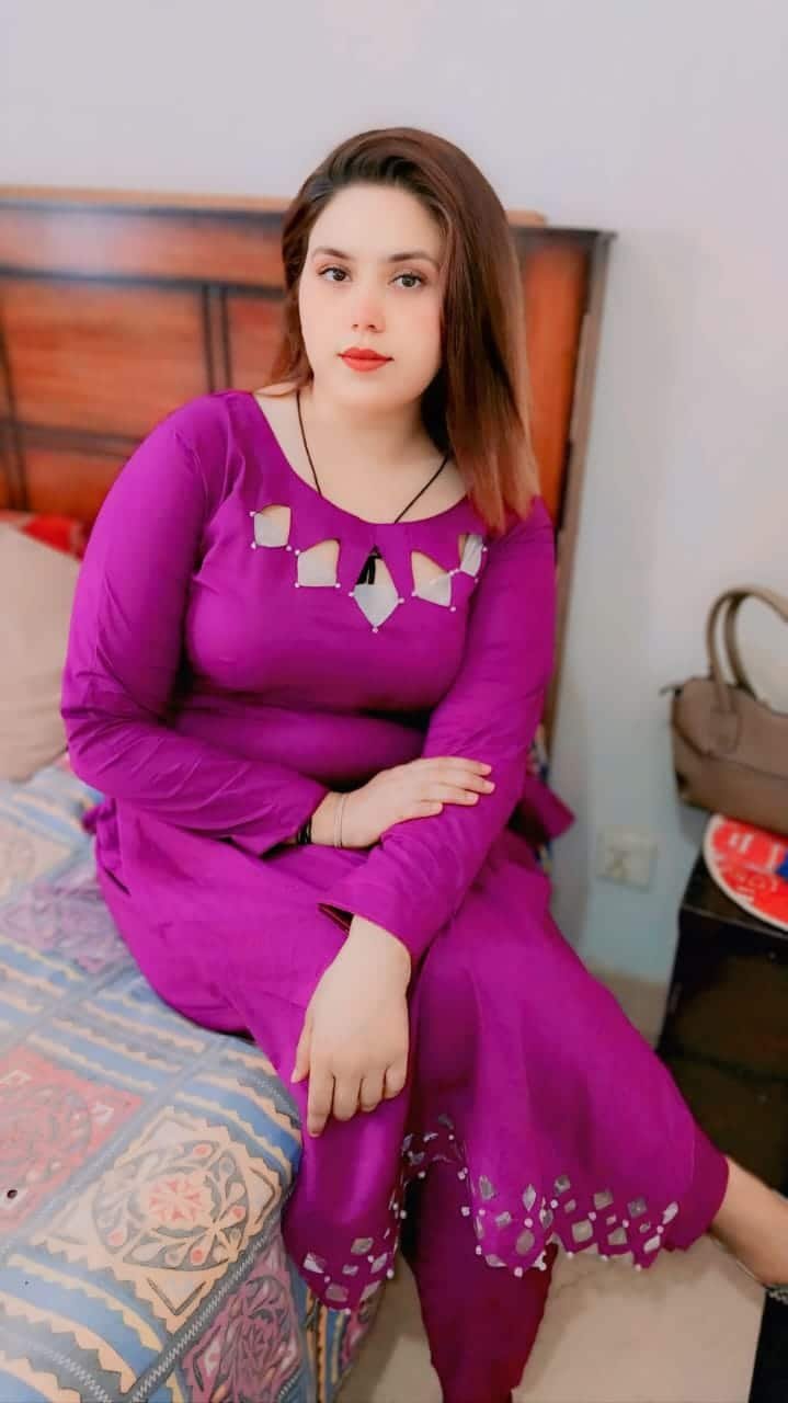 Gujranwala shot Service, Night Service,Home Delivery Available Just Whatsapp Contact Allowed