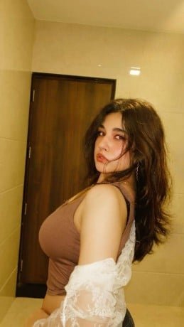 7303025131 Call Girls Akshadhram Services Delhi Book it