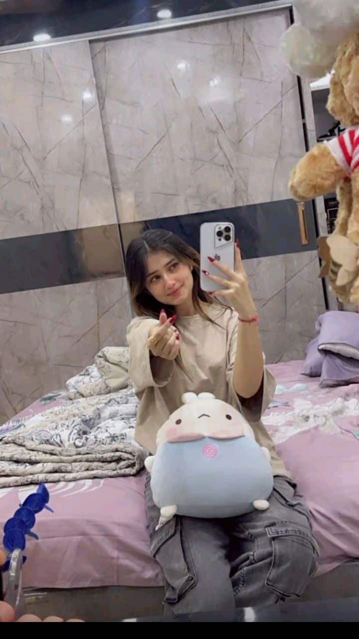 03000298447 vip outstanding models and students girls available full coprative hoge girl’s all hotels delivery and home delivery available video call available