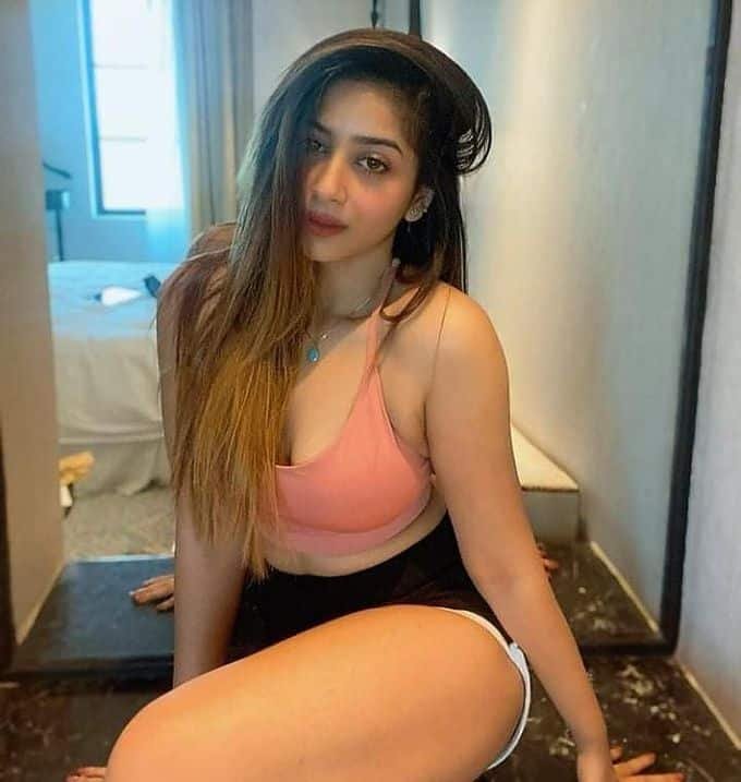 low price call girls in delhi defence colony (7303025131) service 24/7