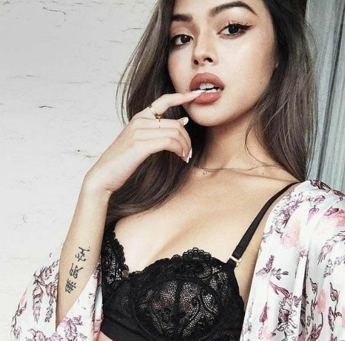 TEEN AGE HIGH CLASS STUDENT GIRLS AVAILABLE IN ISLAMABAD (03016051111) INDEPENDENT ESCORT SERVICE ISLAMABAD
