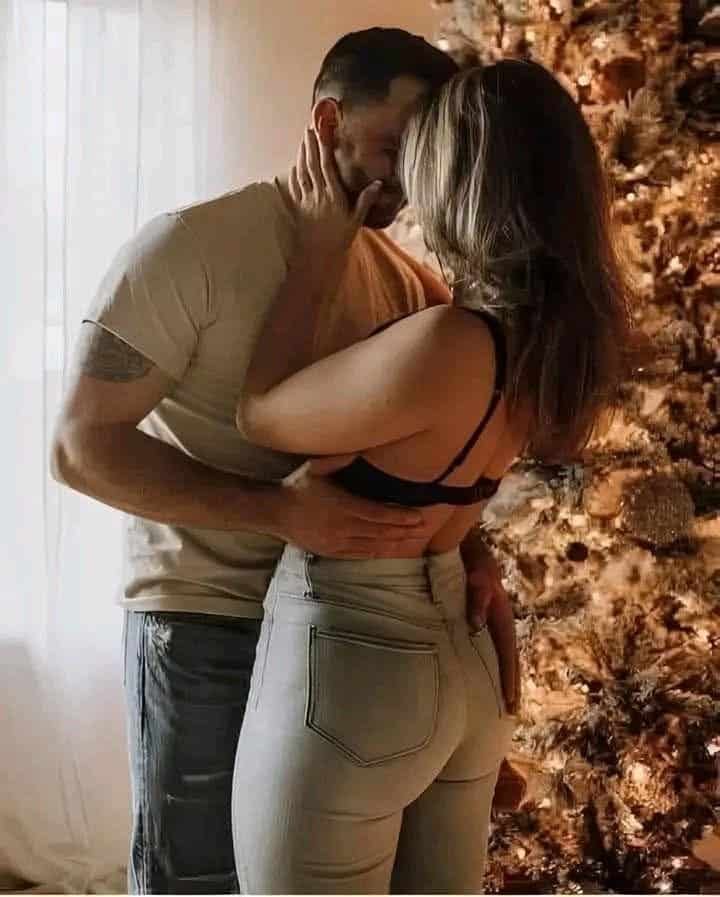 Escort available for mature client